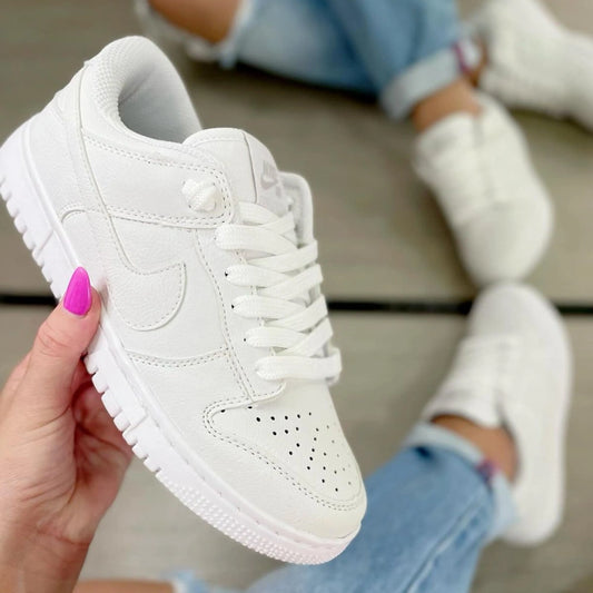 Nike Dunk Low Retro