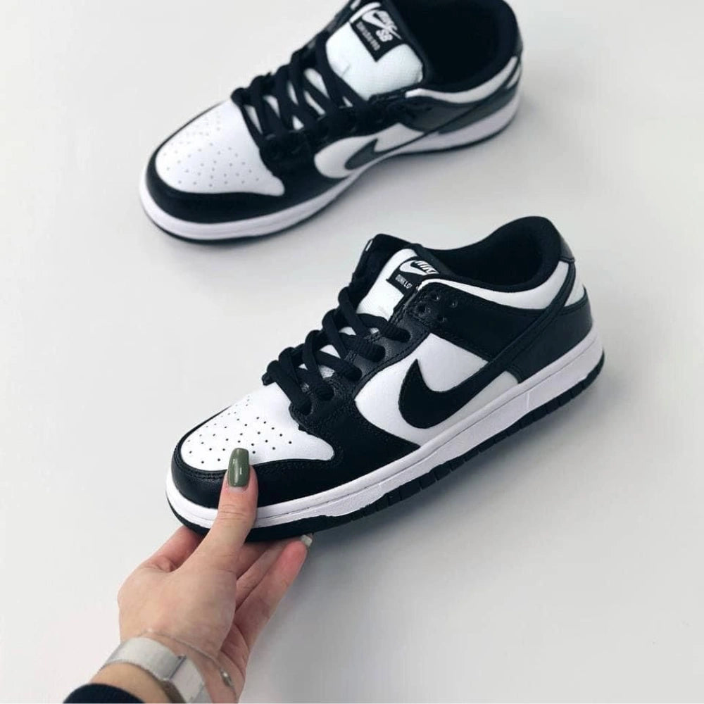 Nike Dunk Low Retro